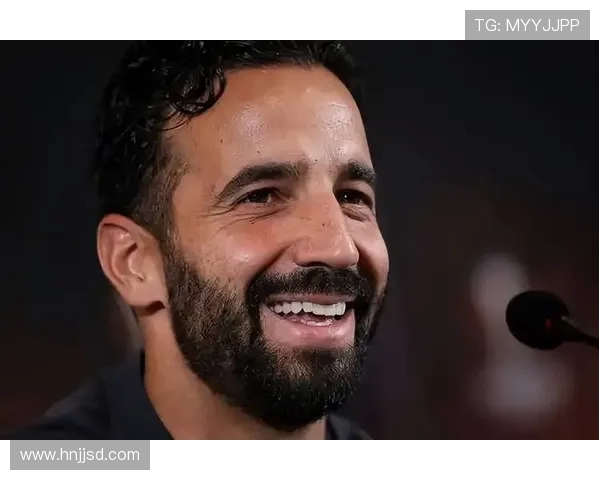 阿莫林谈曼联最后阶段困难时刻称这才是曼联的真实写照