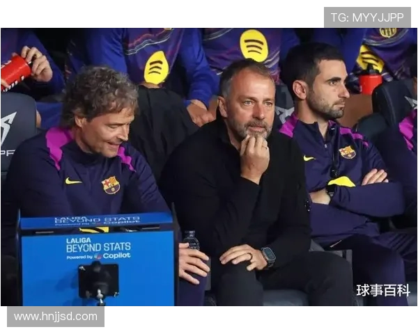 巴萨官方与弗里克甜蜜互动频频互表爱意引发球迷热议